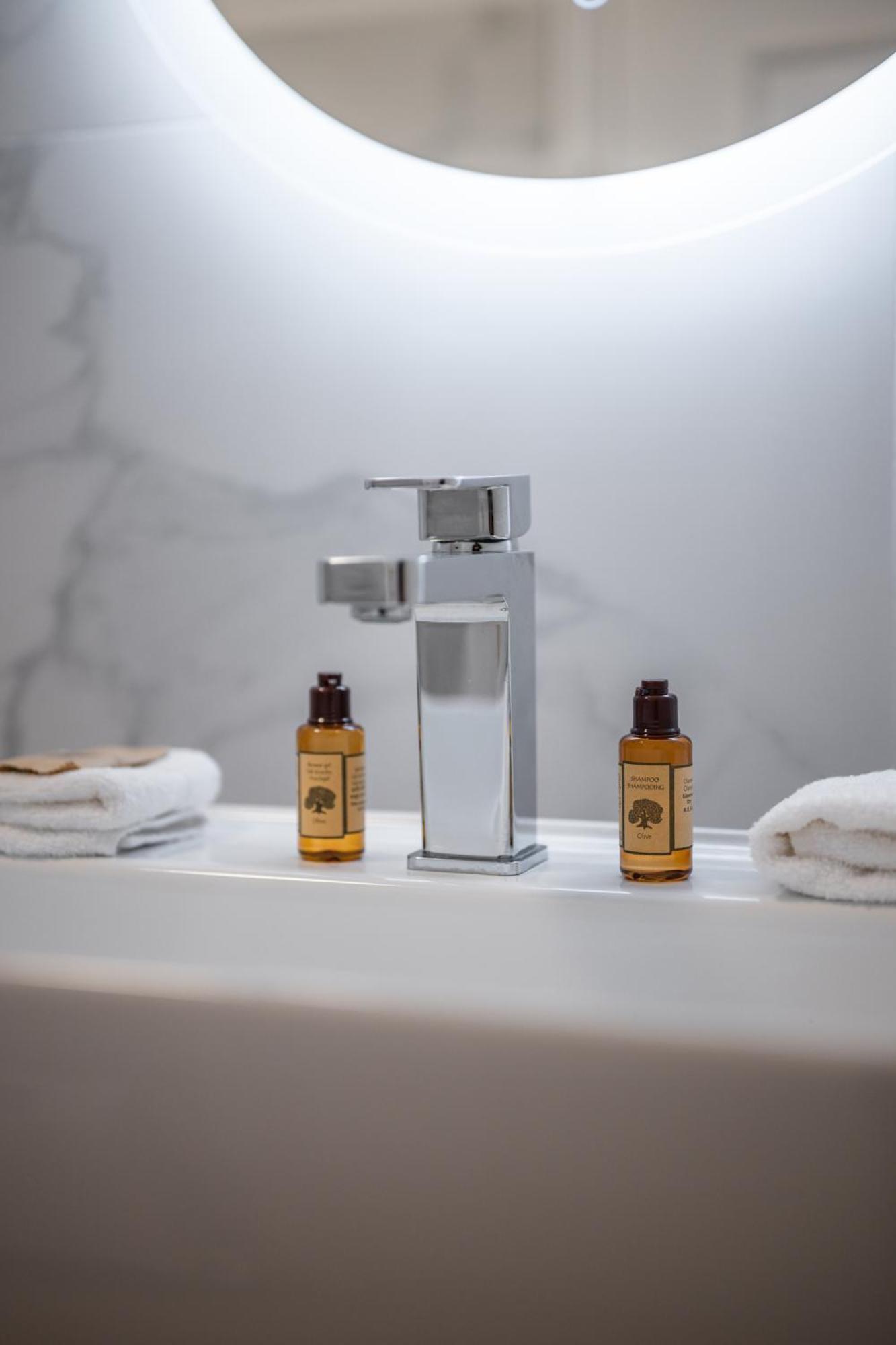 Le Coq Ligures - Air Conditioning - Seafront - Wifi Roquebrune-Cap-Martin Ngoại thất bức ảnh